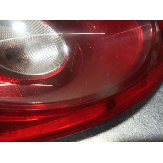 Piloto Trasero Izquierdo Para Volkswagen Passat Cc