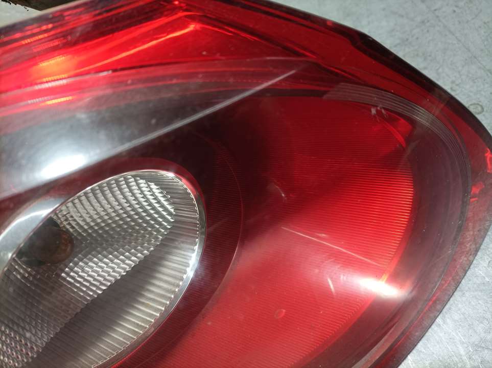 Piloto Trasero Izquierdo Para Volkswagen Passat Cc