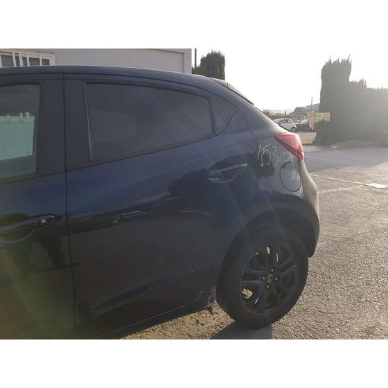 Puerta Trasera Izquierda Para Mazda 2 Lim.