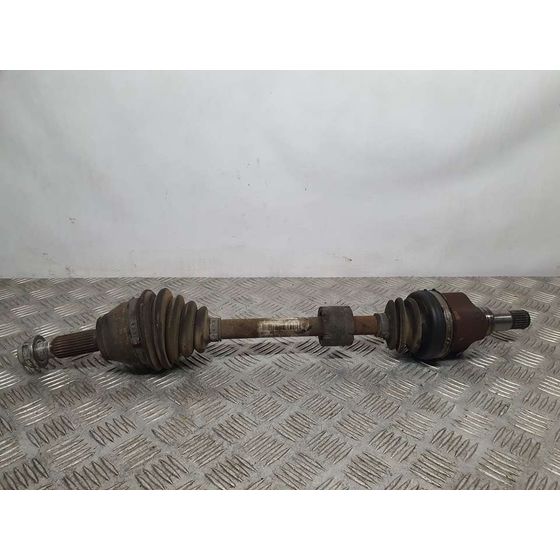 Transmision Delantera Izquierda Para Ford Fiesta