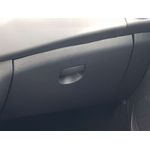 Guantera para Dacia Sandero