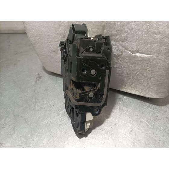 Cerradura Puerta Delantera Izquierda Para Skoda Fabia