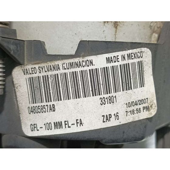 Faro Antiniebla Izquierdo Para Chrysler Voyager