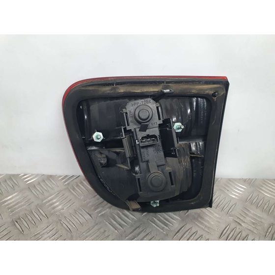 Piloto Trasero Izquierdo para Seat Leon (1M1)