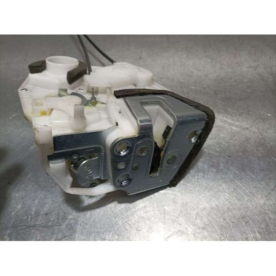 Cerradura Puerta Trasera Derecha Para Fiat Sedici