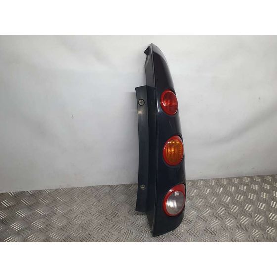 Piloto Trasero Derecho Para Smart Forfour