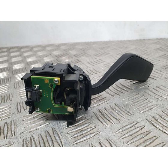 Mando Intermitentes para Ford Fiesta (Ce1)