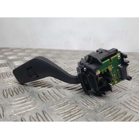 Mando Limpia para Ford Fiesta (Ce1)