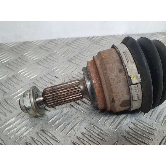 Transmision Delantera Izquierda Para Ford Fiesta