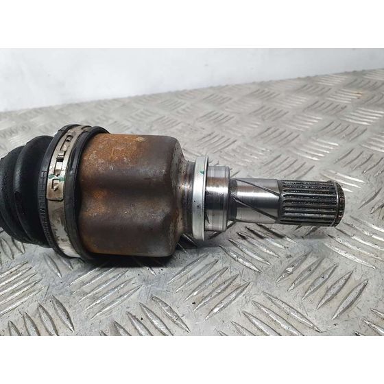 Transmision Delantera Izquierda Para Nissan Micra V