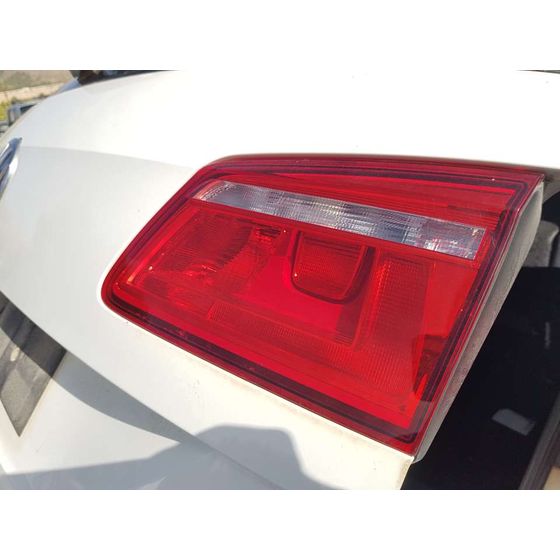 Piloto Trasero Derecho Para Volkswagen Golf Vii Sportsvan