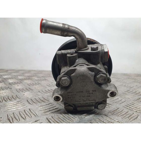 Bomba Direccion para Ford Fiesta