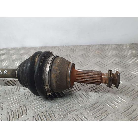 Transmision Delantera Derecha Para Ford Fiesta