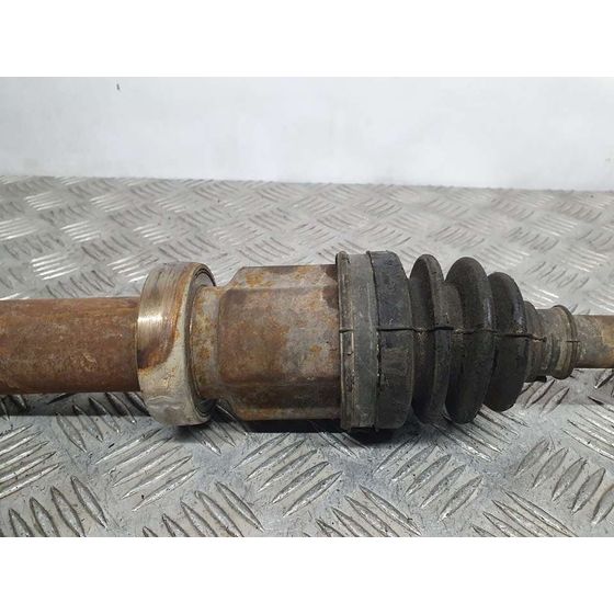 Transmision Delantera Derecha Para Ford Fiesta