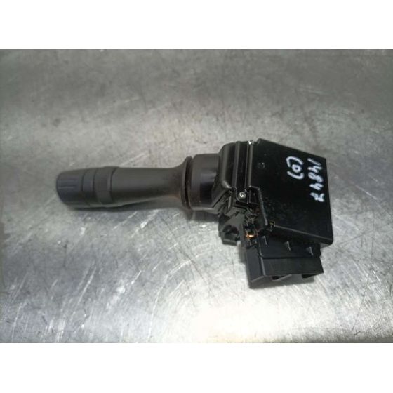 Mando Limpia Para Toyota Auris