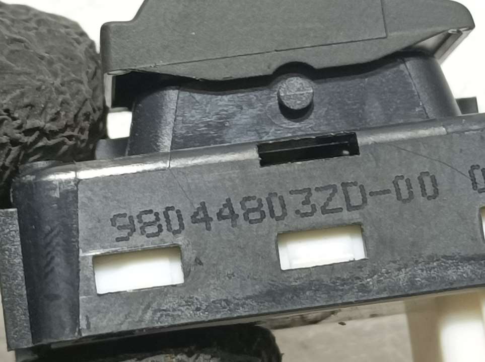 Mando Elevalunas Trasero Derecho Para Peugeot 308