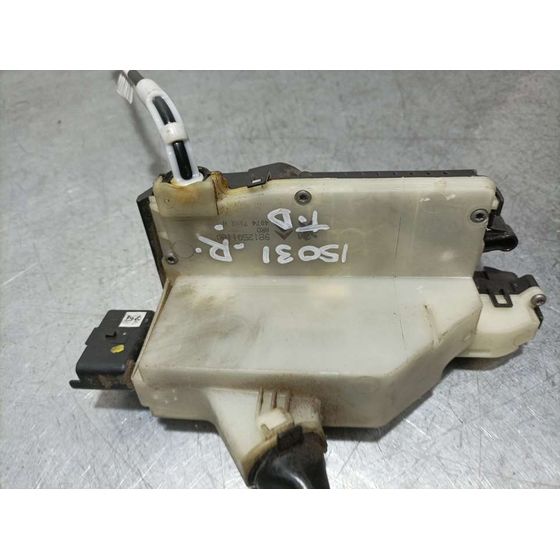 Cerradura Puerta Trasera Derecha Para Peugeot 2008