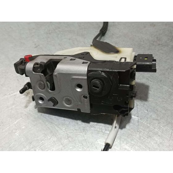 Cerradura Puerta Trasera Izquierda Para Peugeot 2008