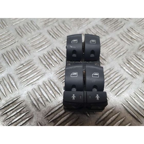 Mando Elevalunas Delantero Izquierdo Para Audi A6 Avant