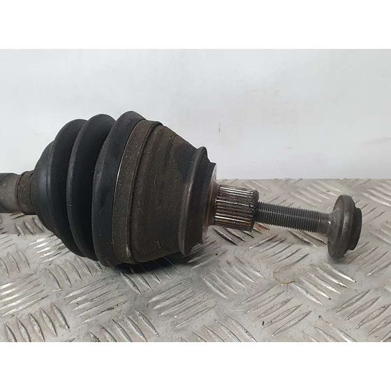 Transmision Delantera Izquierda Para Audi A6 Avant