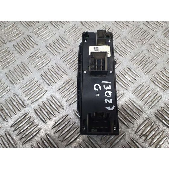 Mando Elevalunas Delantero Izquierdo  Para Ford Ka+