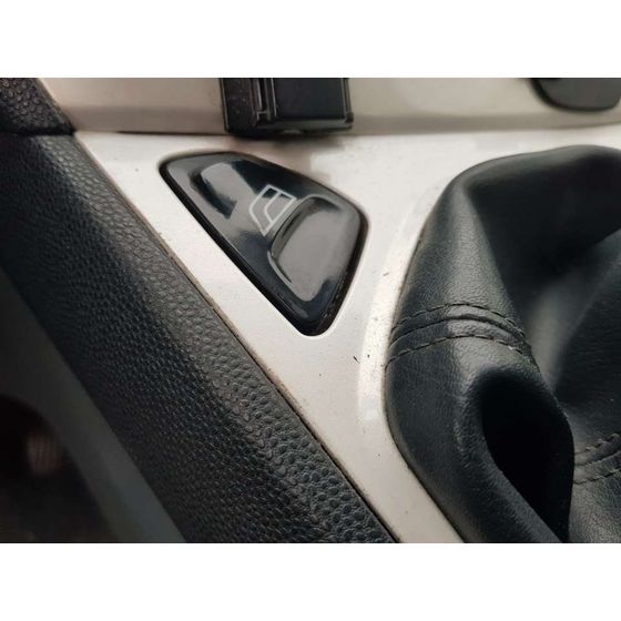 Mando Elevalunas Delantero Izquierdo Para Ford Ka