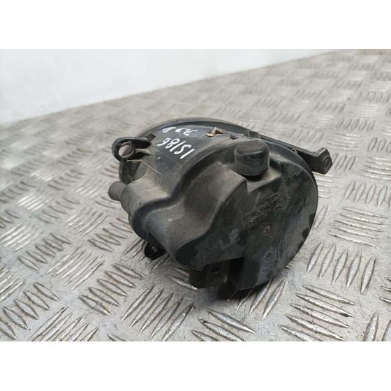 Faro Antiniebla Derecho para Audi A6 Berlina (4F2)
