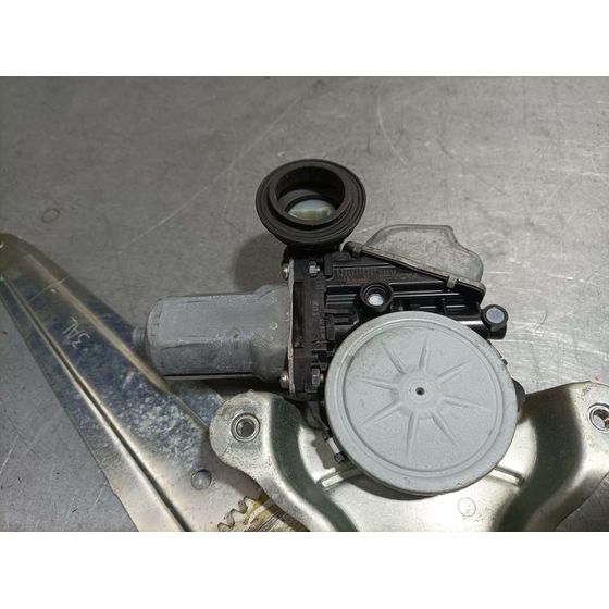 Elevalunas Trasero Derecho Para Lexus Ct