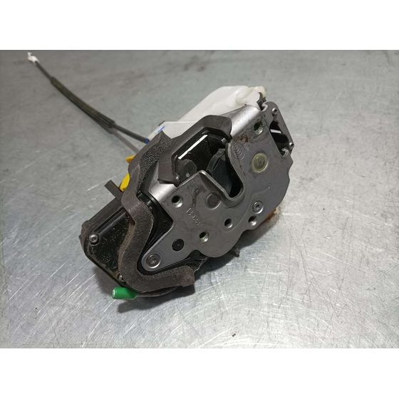 Cerradura Puerta Delantera Izquierda Para Opel Astra J Lim.