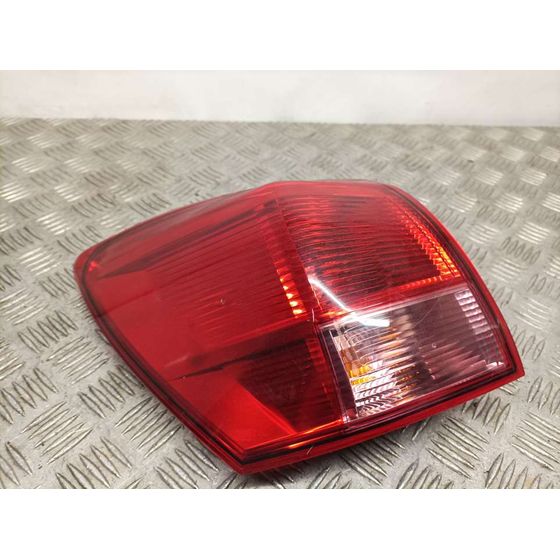 Piloto Trasero Izquierdo Para Nissan Qashqai