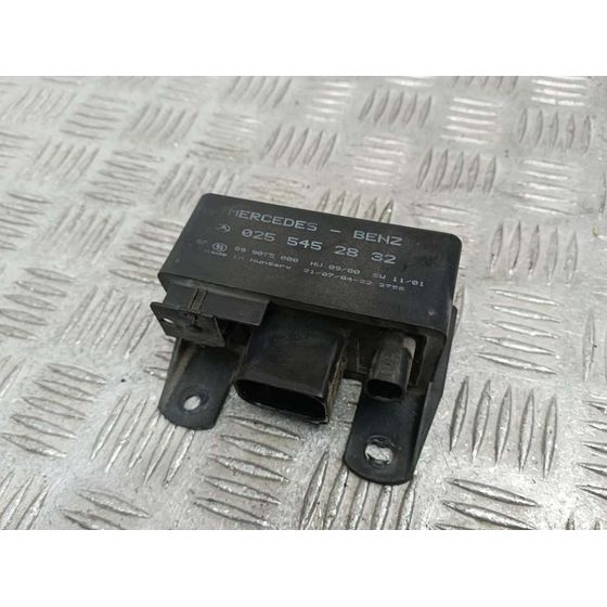Caja Precalentamiento Para Mercedes Clase E  Berlina