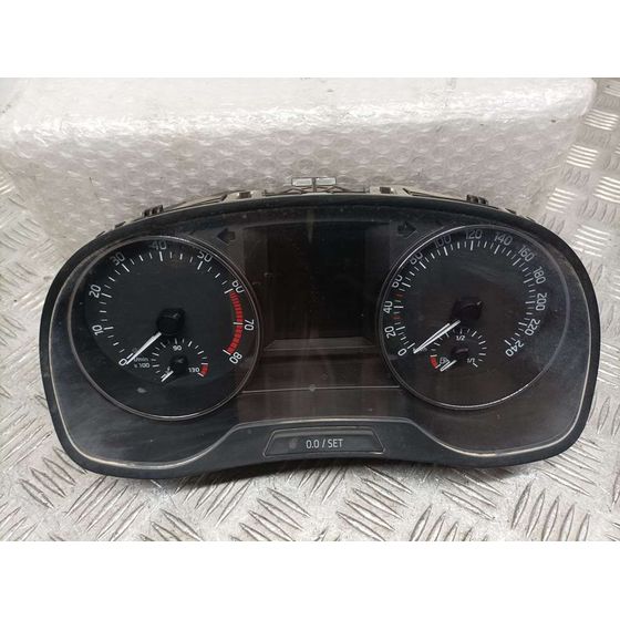 Cuadro Instrumentos Para Skoda Fabia