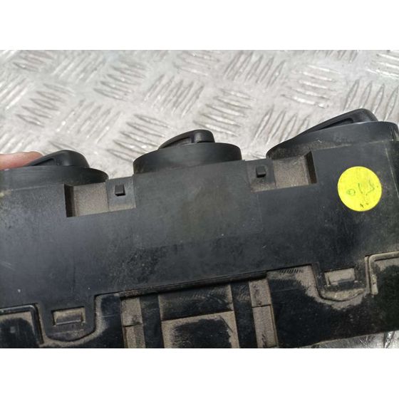 Mando Calefaccion / Aire Acondicionado Para Skoda Fabia