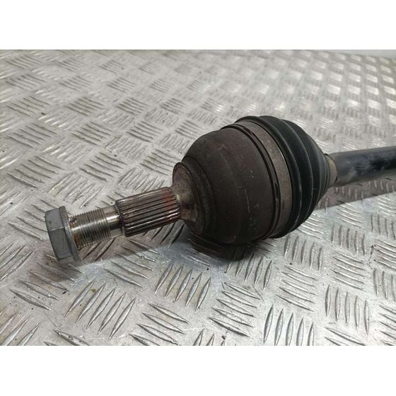 Transmision Delantera Izquierda Para Toyota Proace