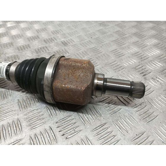 Transmision Delantera Izquierda Para Toyota Proace
