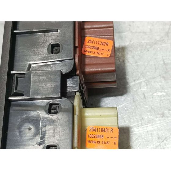 Mando Elevalunas Delantero Izquierdo Para Dacia Lodgy