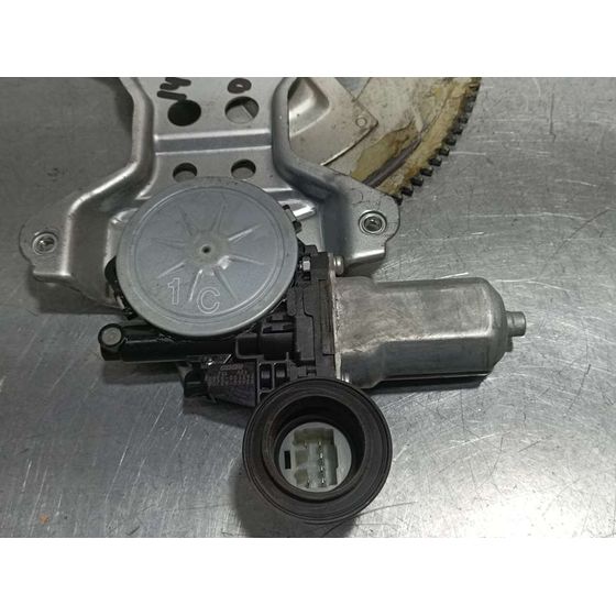 Elevalunas Delantero Izquierdo Para Suzuki Swift Berlina