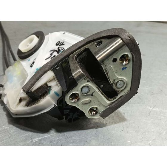 Cerradura Puerta Trasera Derecha  Para Toyota Aygo