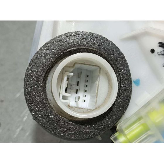 Cerradura Puerta Trasera Derecha  Para Toyota Aygo