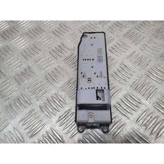 Mando Elevalunas Delantero Izquierdo Para Toyota Prius