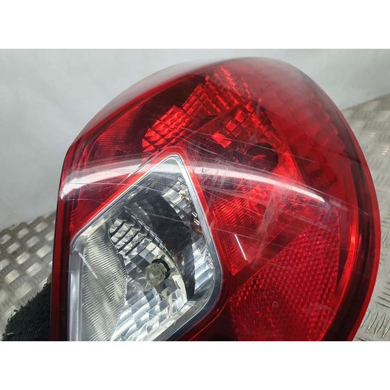 Piloto Trasero Derecho Para Opel Corsa D