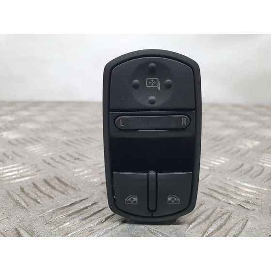 Mando Elevalunas Delantero Izquierdo Para Opel Corsa D