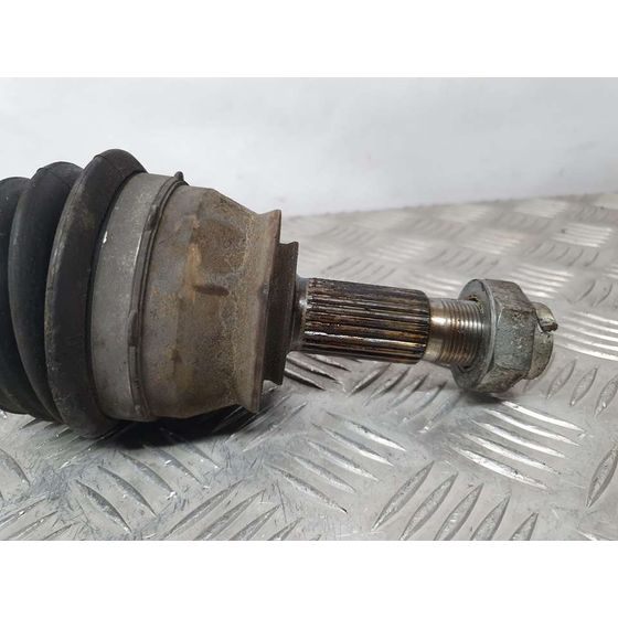 Transmision Delantera Izquierda Para Opel Corsa D
