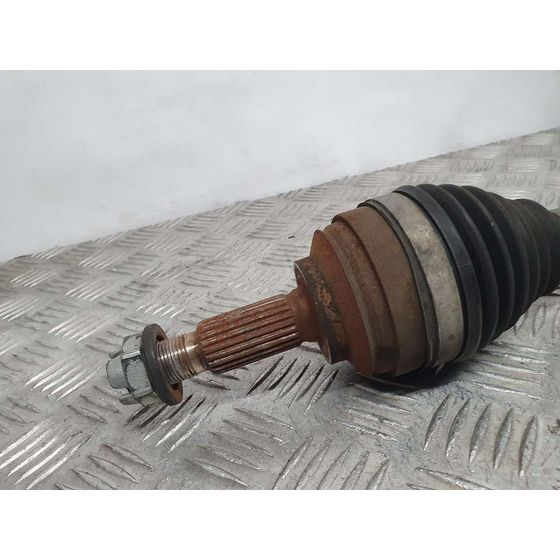 Transmision Delantera Izquierda Para Renault Clio Iv