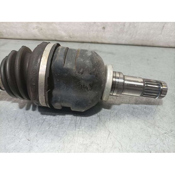 Transmision Delantera Izquierda para Toyota Yaris