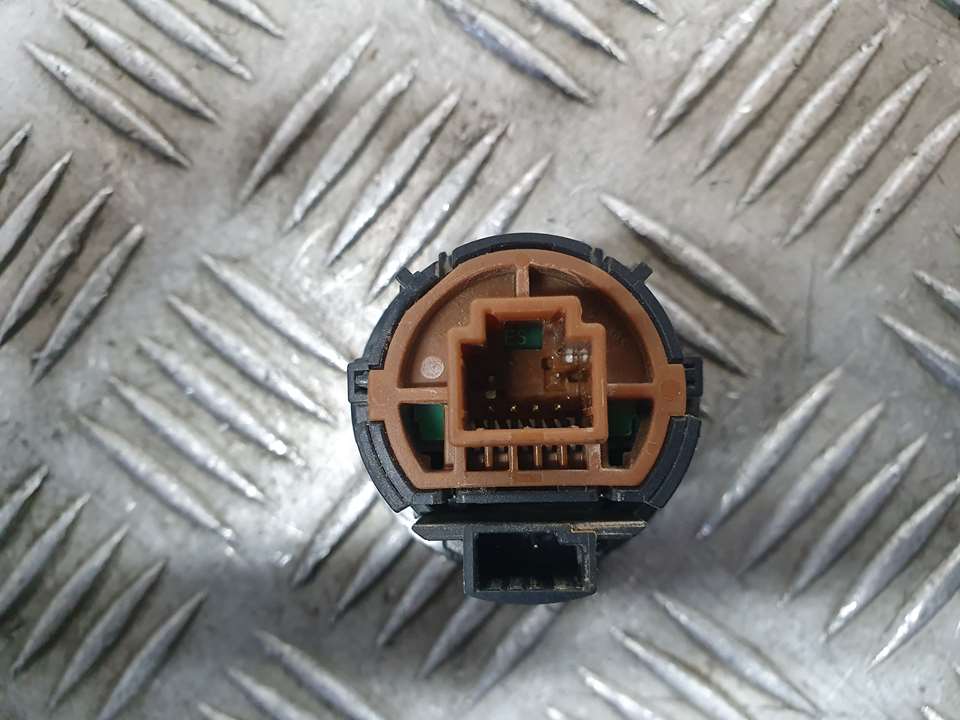 Boton Start/Stop para Nissan Pulsar (C13)
