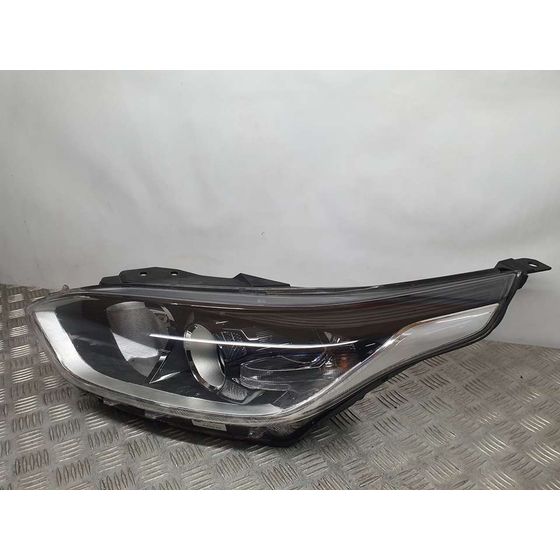 Faro Izquierdo Para Kia Cee'd