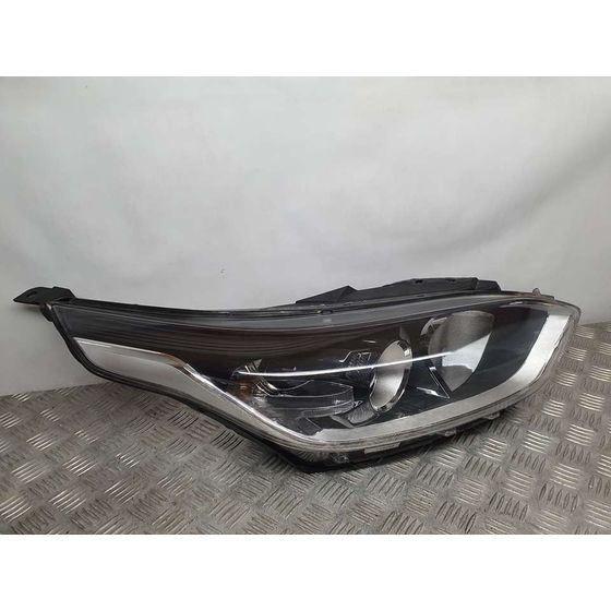 Faro Derecho Para Kia Cee'd