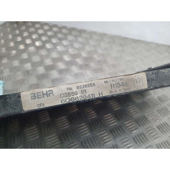 Condensador / Radiador Aire Acondicionado Para Volkswagen Polo