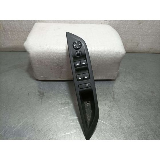 Mando Elevalunas Delantero Izquierdo Para Peugeot 2008